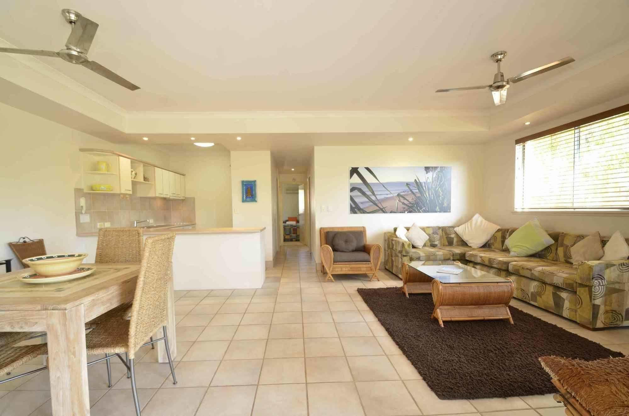 Bermuda Villas Sunshine Coast Екстериор снимка