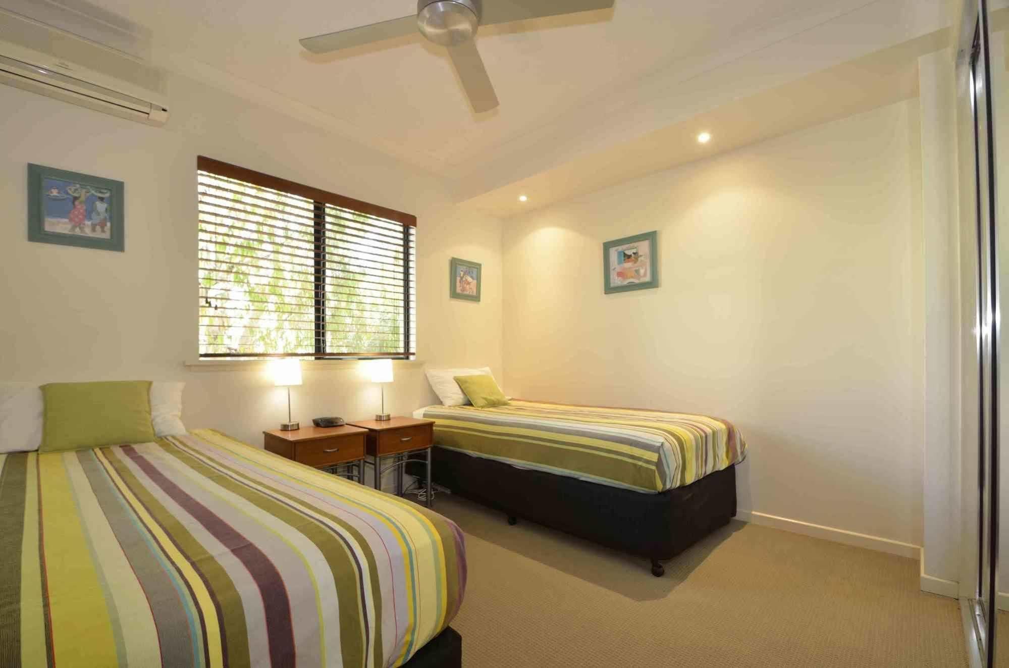 Bermuda Villas Sunshine Coast Екстериор снимка