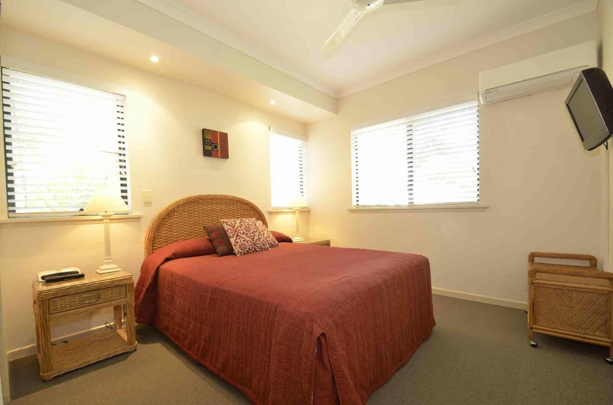 Bermuda Villas Sunshine Coast Екстериор снимка