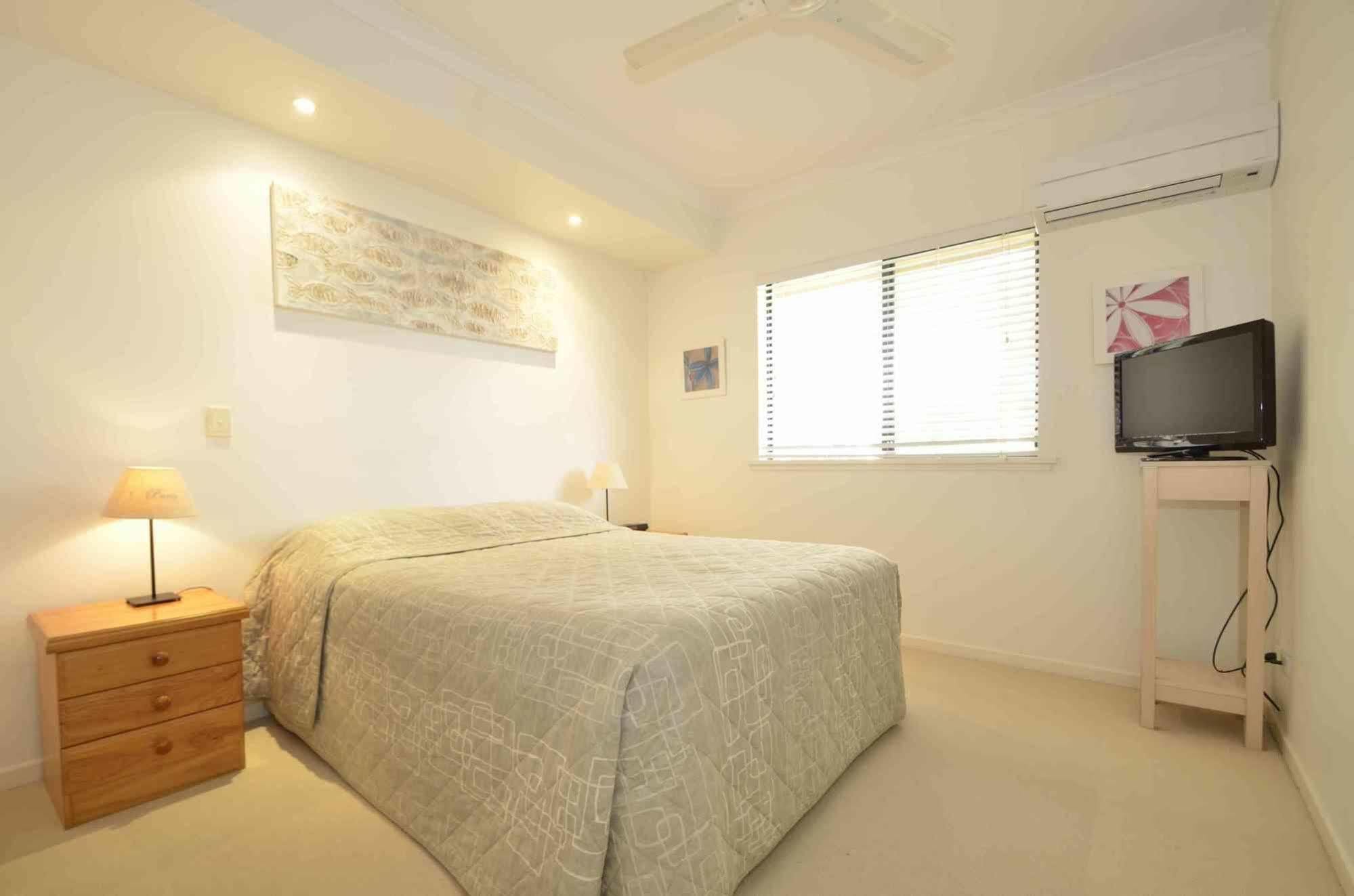 Bermuda Villas Sunshine Coast Екстериор снимка